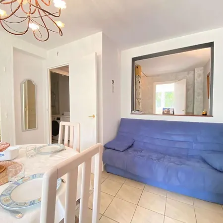 La Petite Bretonniere, T2 - Et Commerces A Proximite - - Lb180-001 Apartament *